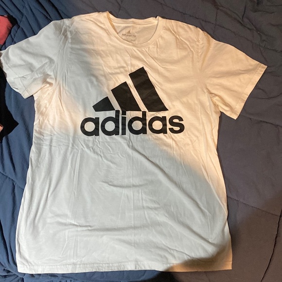 Adidas t shirt - Picture 1 of 3